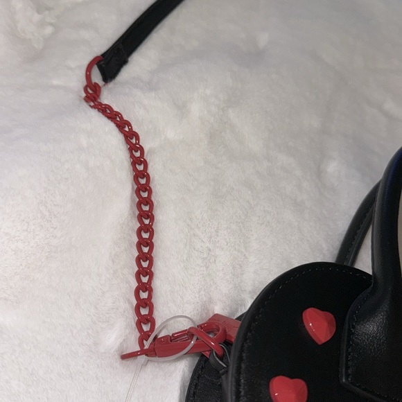 Betsey Johnson Black and Red Heart Crossbody Purse ♥️🖤♥️🖤 - Picture 3 of 13